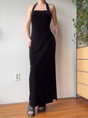 Smart Set vintage Black Velvet Halter Maxi Dress - size M